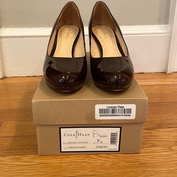 Cole Haan Chelsea low pump, Nike air, Chestnut Patent - Picture 1 of 7